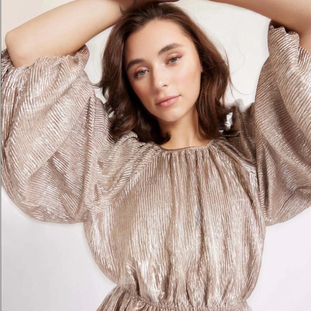 Mille Resort & Travel ,Karis Top Lux  Metallic Gold  Women's Top Size XXS-M - Picture 3 of 15